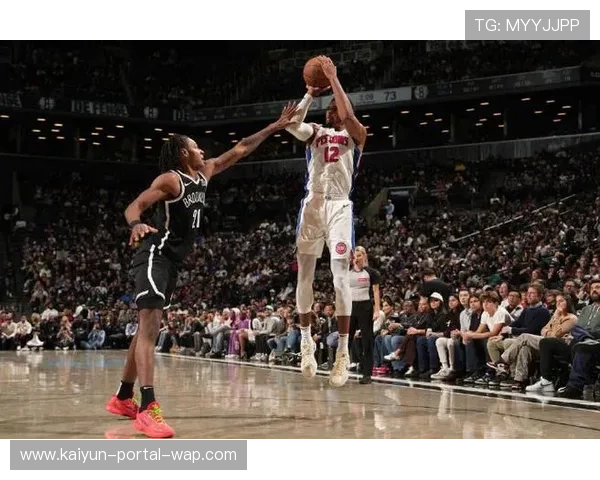 活塞狂胜篮网40分展现实力 东部榜首竞争日趋白热化 活塞狂胜篮网40分展现实力 东部榜首竞争日趋白热化